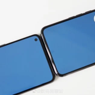 Comparison of a punch-hole phone and the ZTE Axon 20